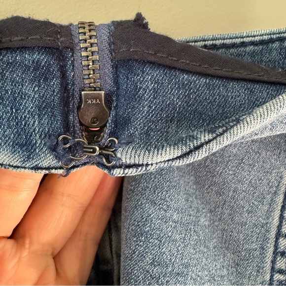 FREE PEOPLE Denim Mini Skirt Faded Indigo Size 2 - Picture 8 of 11